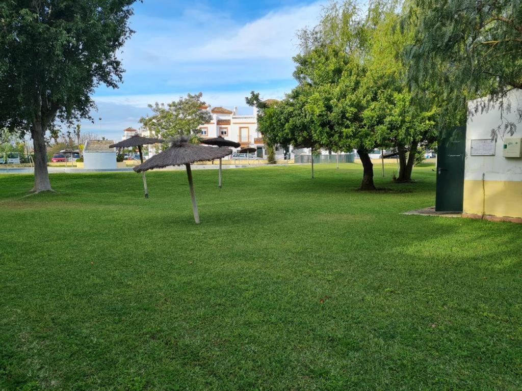 Ferienwohnung Aparta Club La Barrosa Chiclana de la Frontera Exterior foto